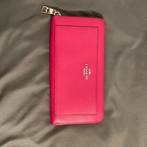 Beautiful pink Coach wallet!